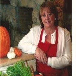 Meet your Posher, Leona